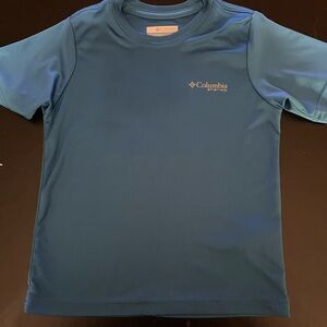 Columbia Blue Rashguard Performance Top